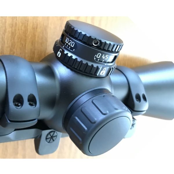LEICA MAGNUS